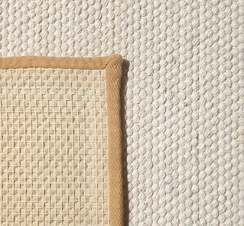 Pearl White Pebbles Wool Jacquard Carpet - Image 3