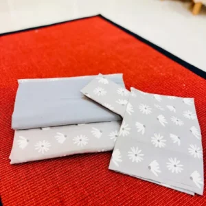 Soft Daisy Grey Minimal Bedsheet Set