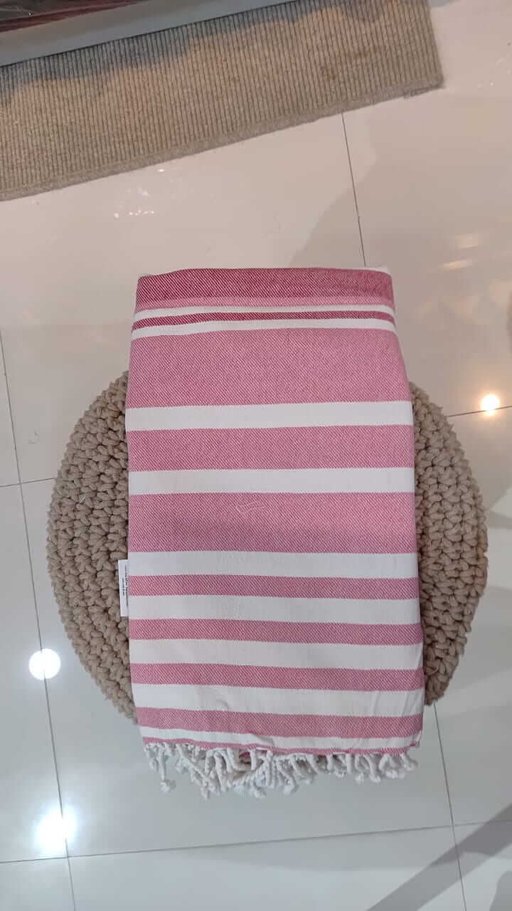 Classic Striped Cotton Bath Towel with Tassels (175 x 96 cm)