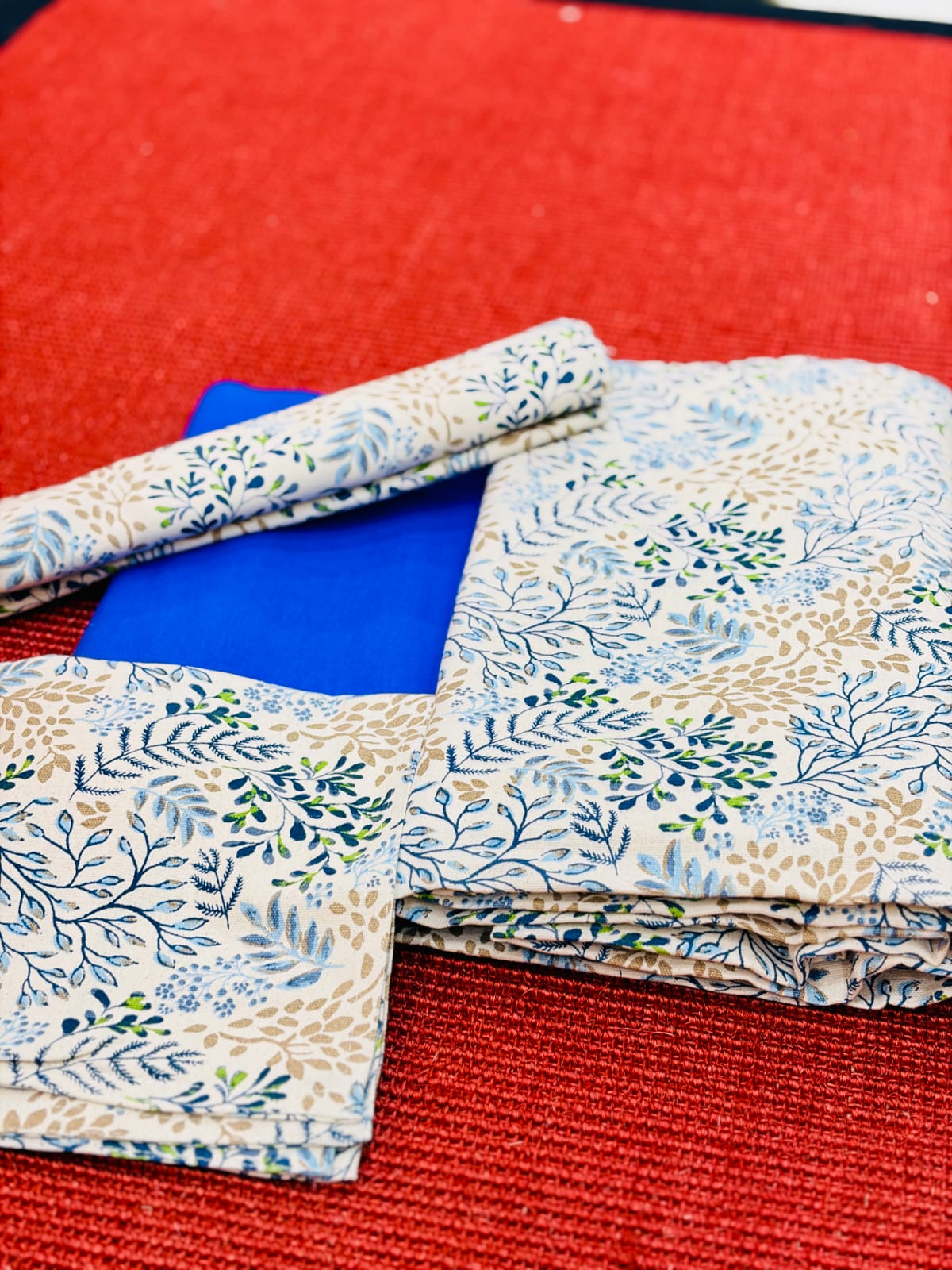 Blue Garden Bliss Printed Bedsheet Set - Image 3