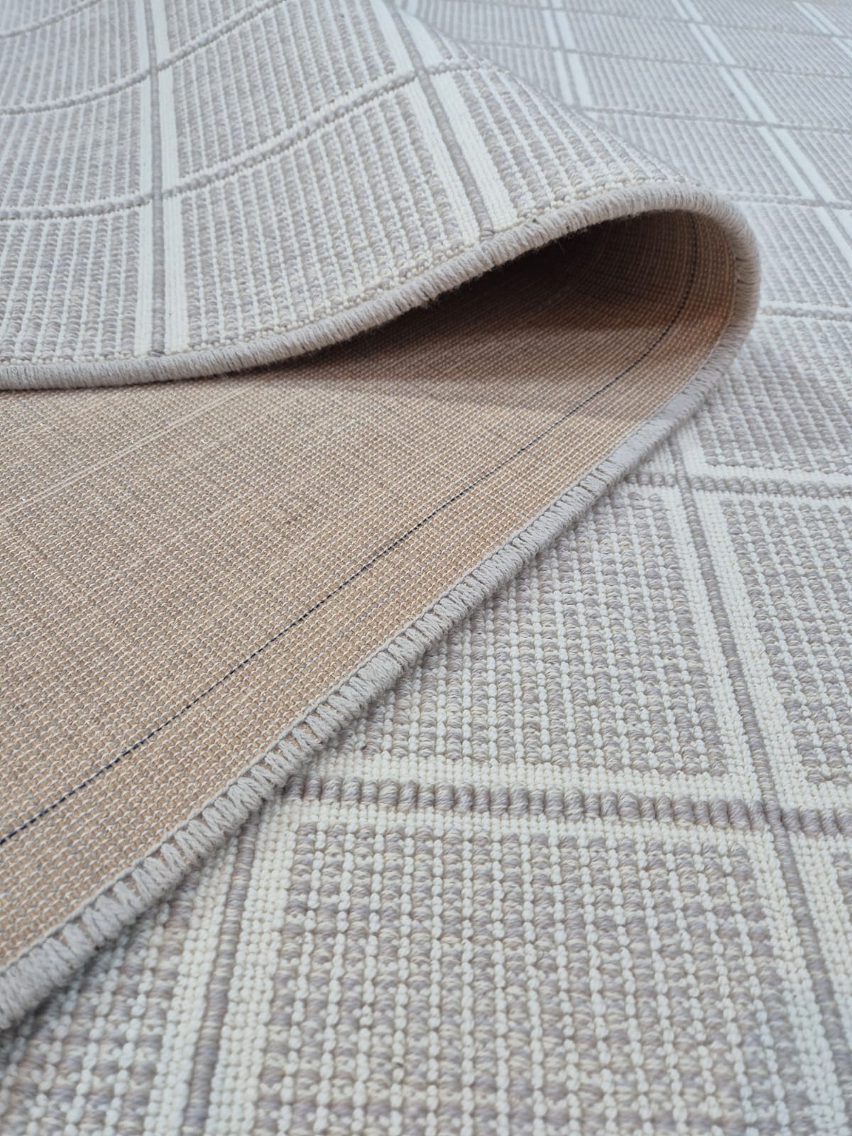 Slate Linear Border Carpet - Image 4