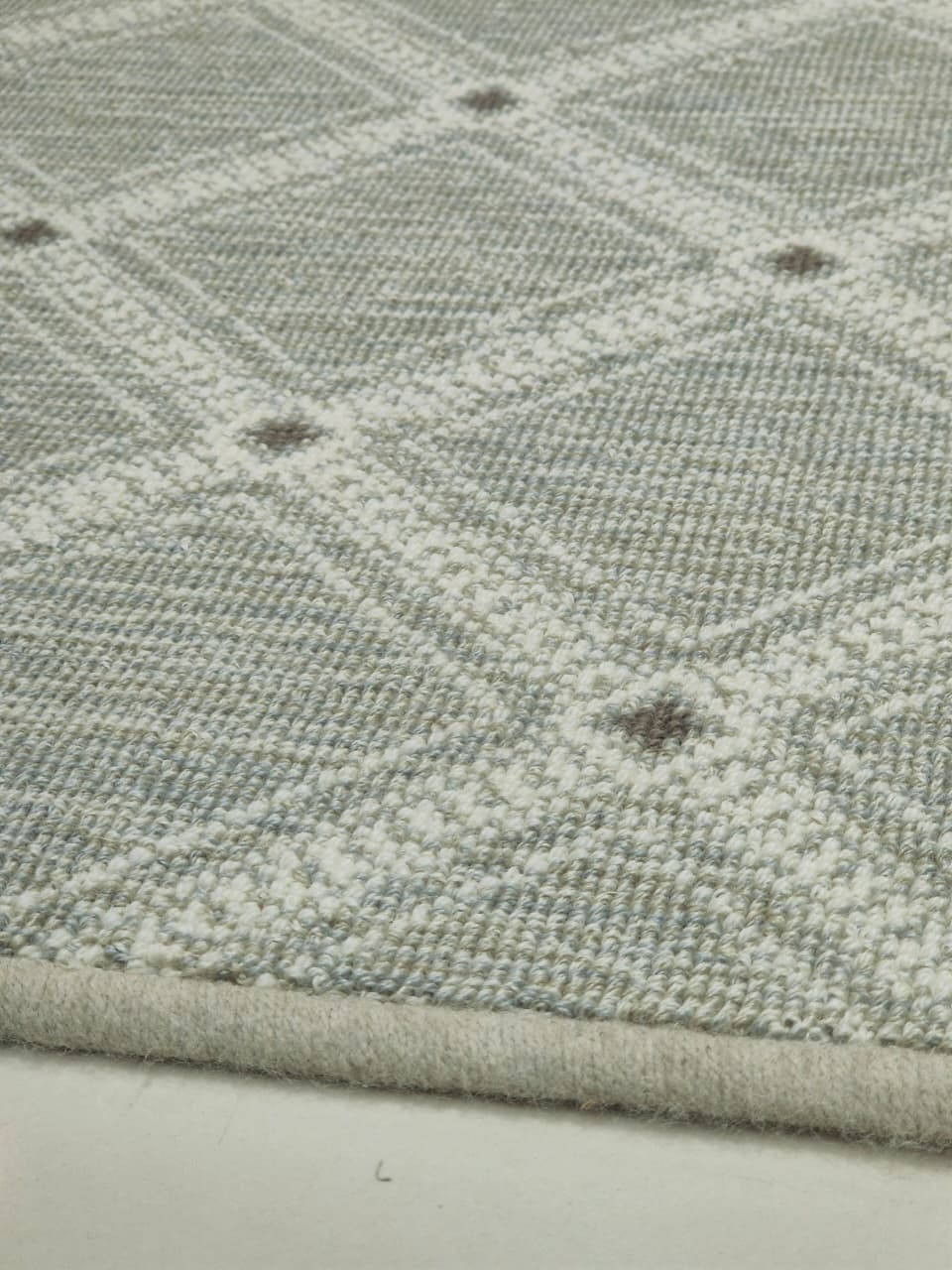 Sage Diamond Luxe Textured Carpet - Image 3