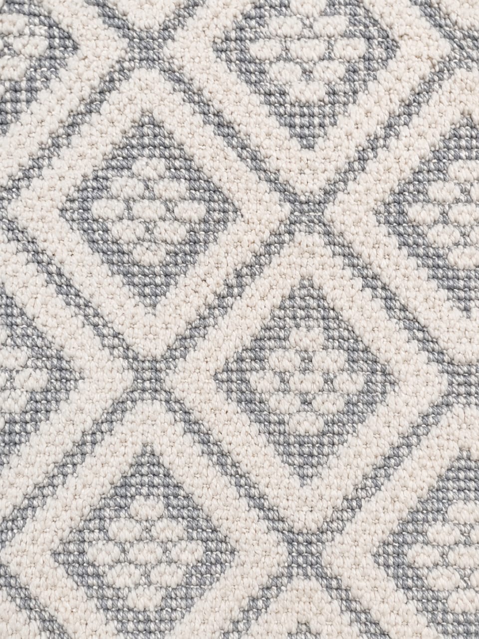 Geometric pattern NZ Wool carpet - Image 3
